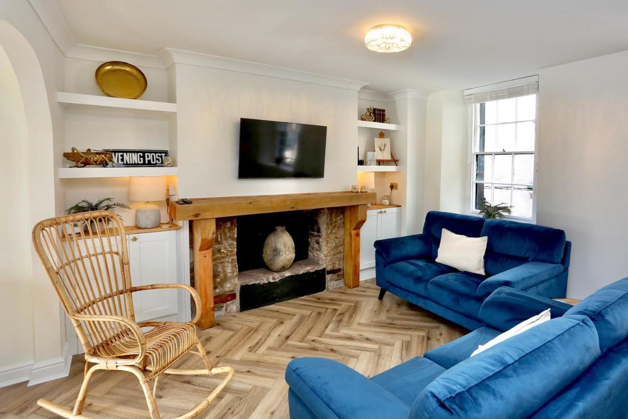 Cwm Seren - Luxury Apartment Крикхауэлл Экстерьер фото
